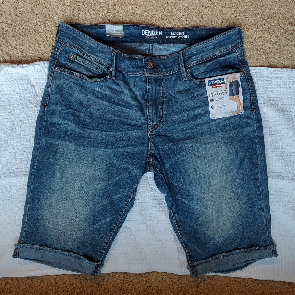 NWT Levi's Denizen bermuda shorts